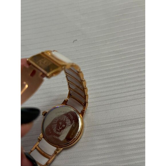 Anne Klein Women’s Watch White Gold Band 2672 Needs Battery - Picture 4 of 5
